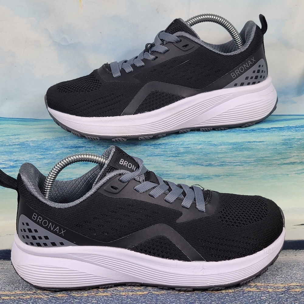 Bronax Wide Toe Road Running Womens 7 EU37